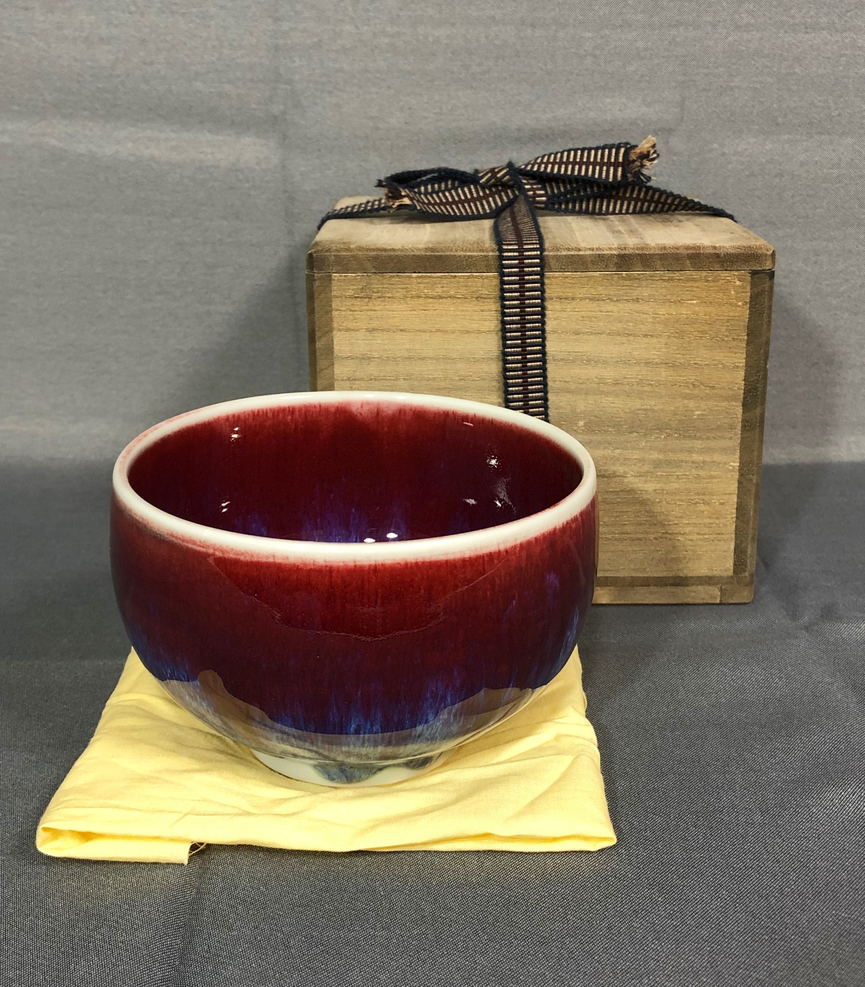 嘉宝】加藤唐九郎 辰砂茶碗△茶道具 黄布△陶芸家 巨匠 愛知県生 日本