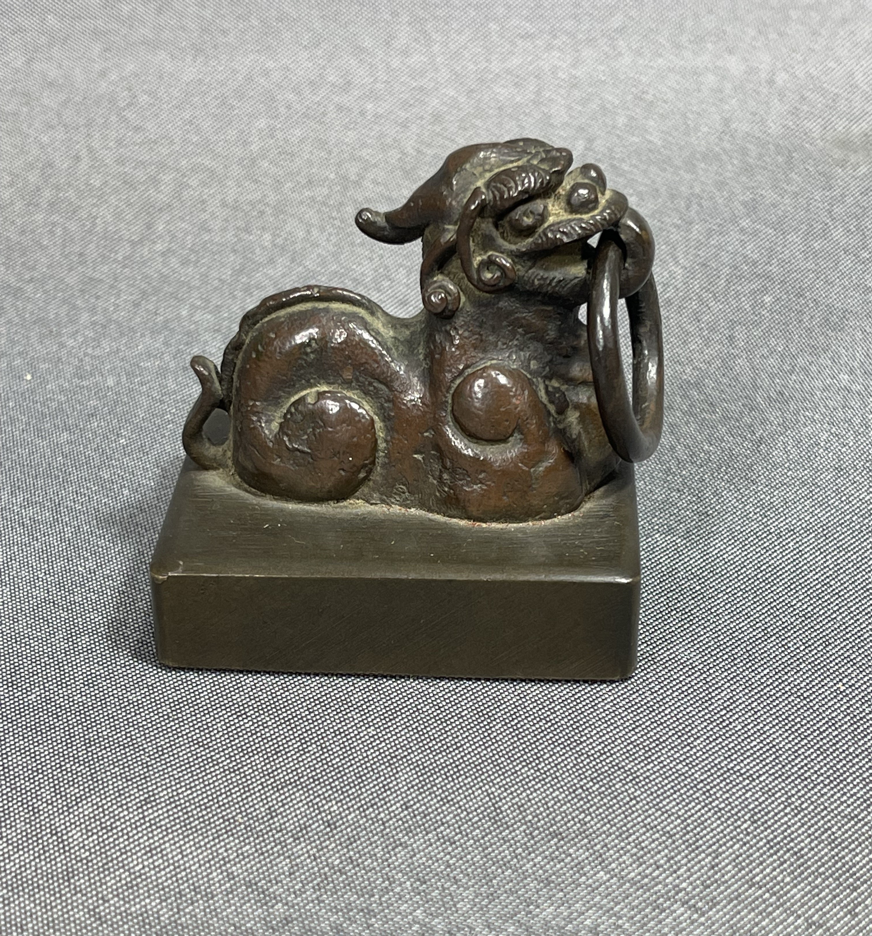 風車】 古銅 霊獣鈕 遊環 印章△青銅 印材△中国古美術 漢印 時代物